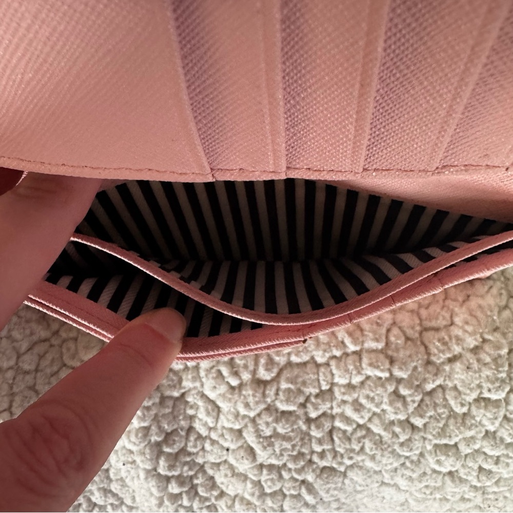 👜 Kate Spade Pink Wallet - Picture 10 of 11